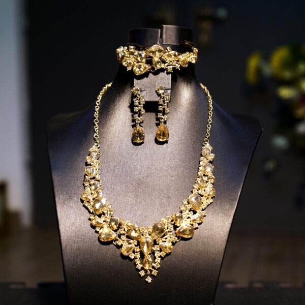 DSC08577 Jewelry Set