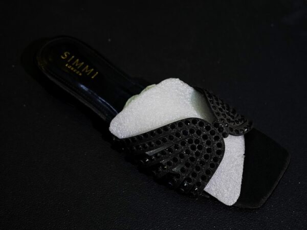 DSC08621 Ladies flat outdoor Slippers