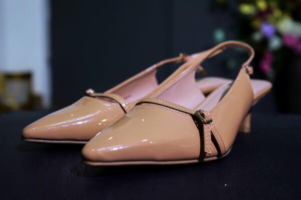 DSC08625 Graceland Slingback heel Camel | DEICHMANN