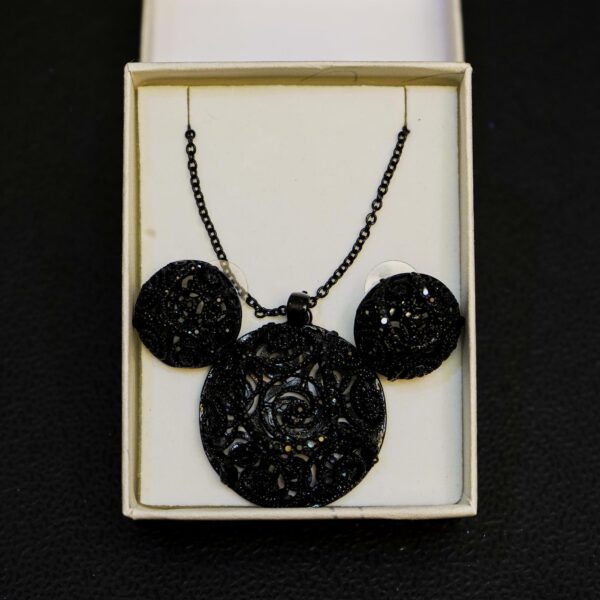 Neck Chain and Ear Rings